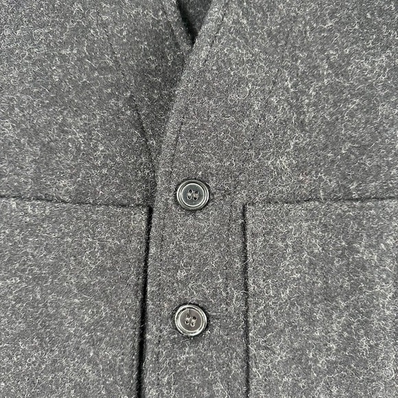 Filson Mens Mackinaw Wool Vest Charcoal Gray 100% Virgin Wool Made in USA V-Neck - Picture 6 of 9